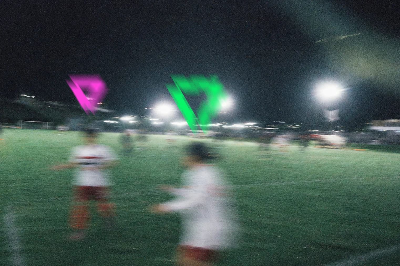 EAFC27 — motion-blurred football pitch with triangle graphics